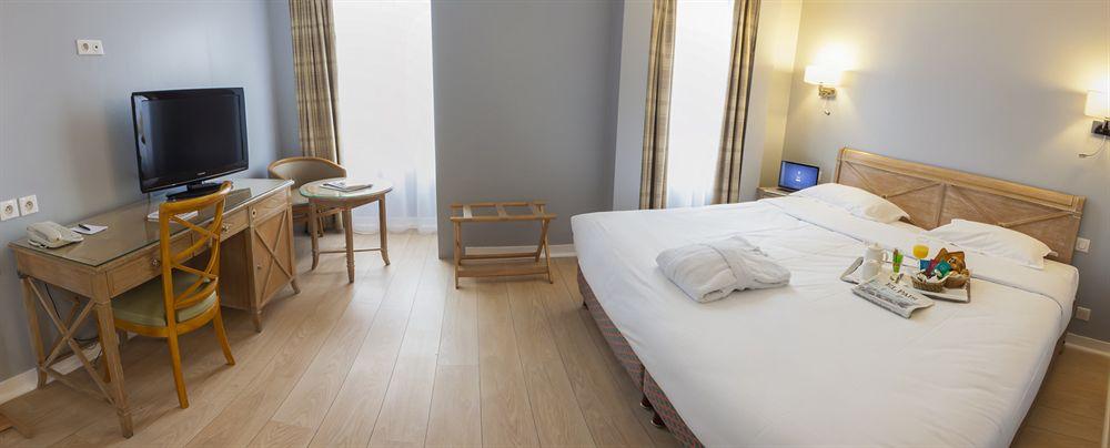 Hotel Royal Garden Champs-elysees Parijs
