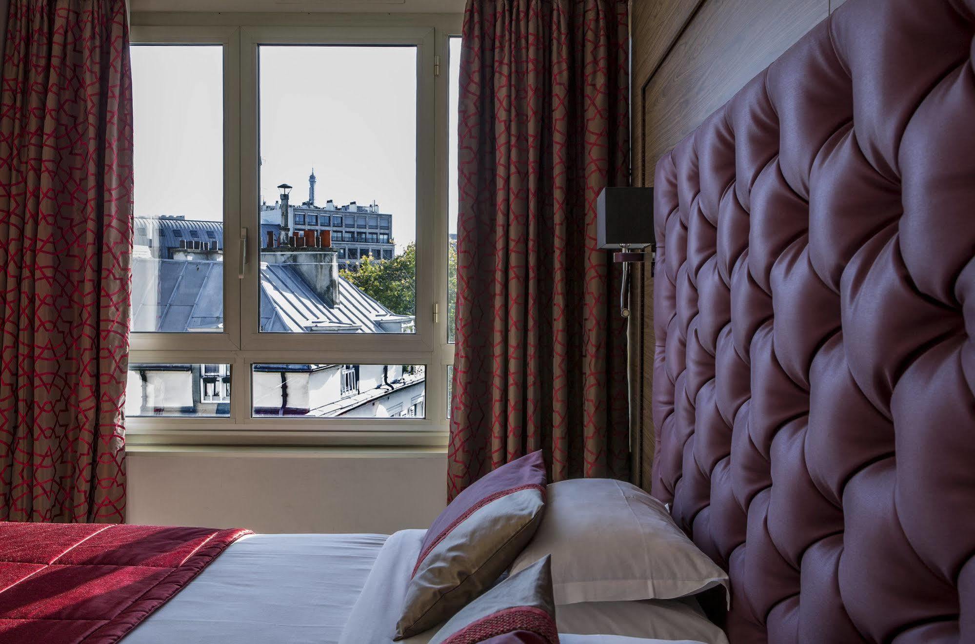 Royal Garden Champs-elysees Hotel Parijs